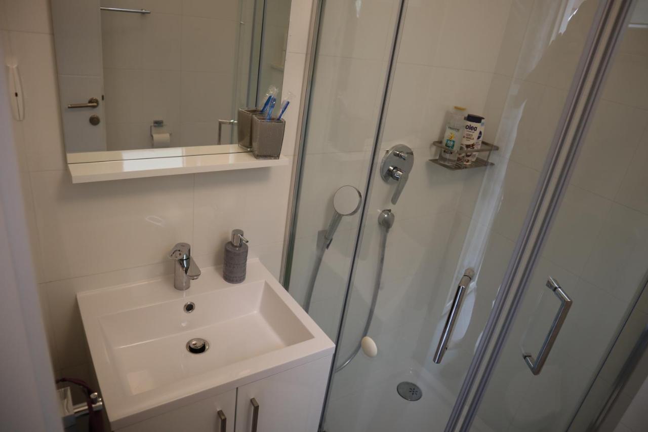 Apartments Iva Und Franka Omiš Εξωτερικό φωτογραφία