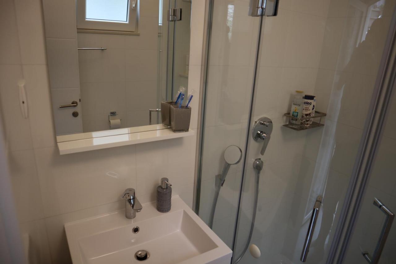 Apartments Iva Und Franka Omiš Εξωτερικό φωτογραφία