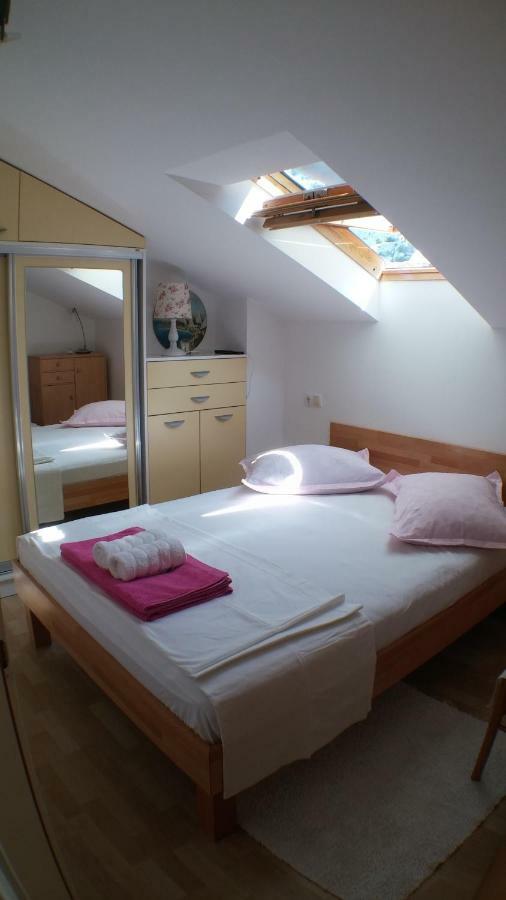 Apartments Iva Und Franka Omiš Εξωτερικό φωτογραφία