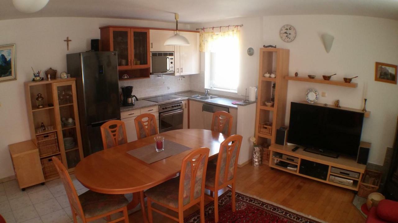 Apartments Iva Und Franka Omiš Εξωτερικό φωτογραφία