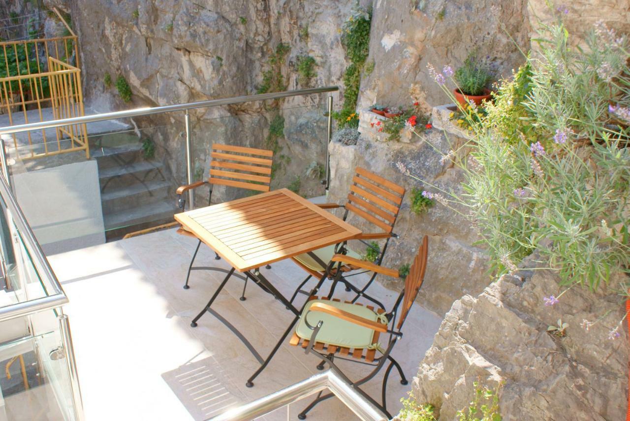 Apartments Iva Und Franka Omiš Εξωτερικό φωτογραφία